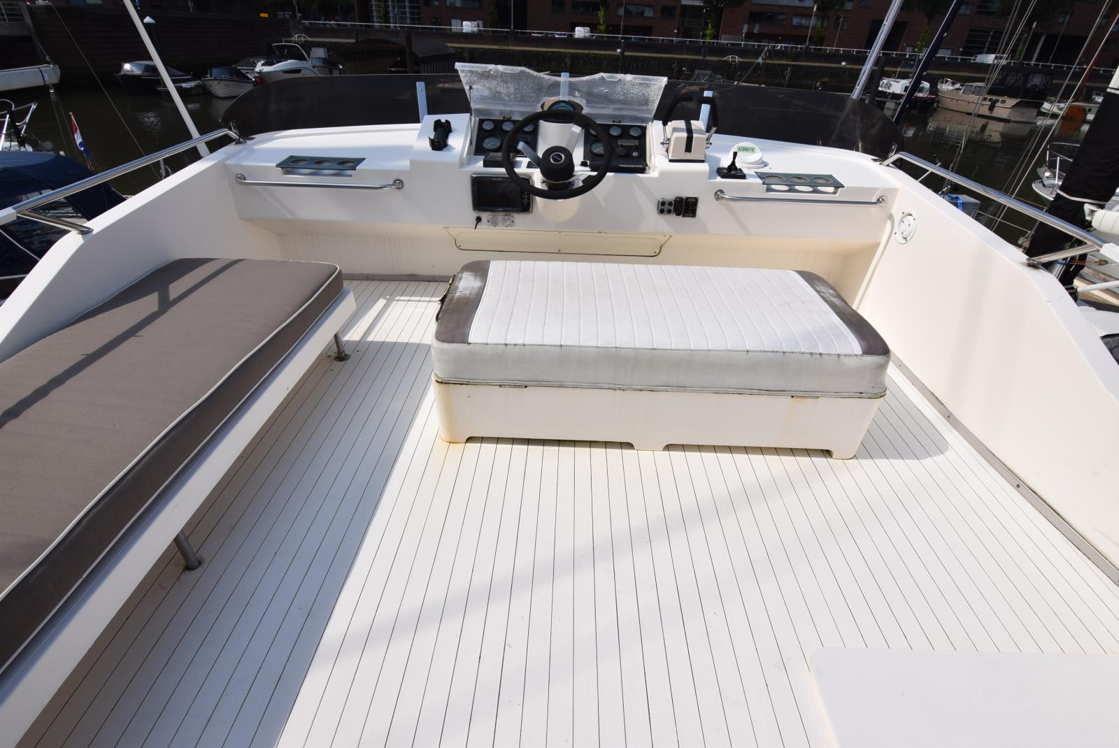 foto: 34 Princess 388 Flybridge