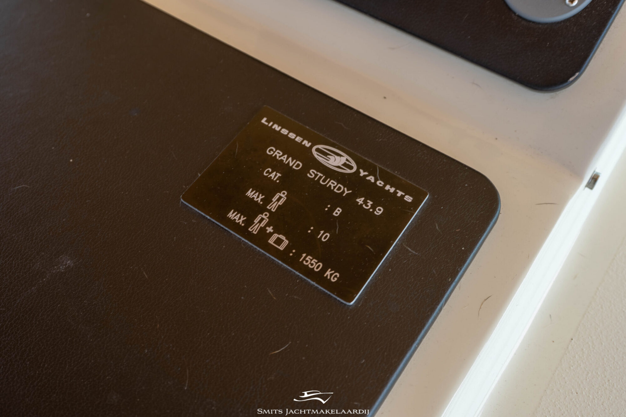 foto: 36 Linssen Linssen Grand Sturdy 43.9 AC
