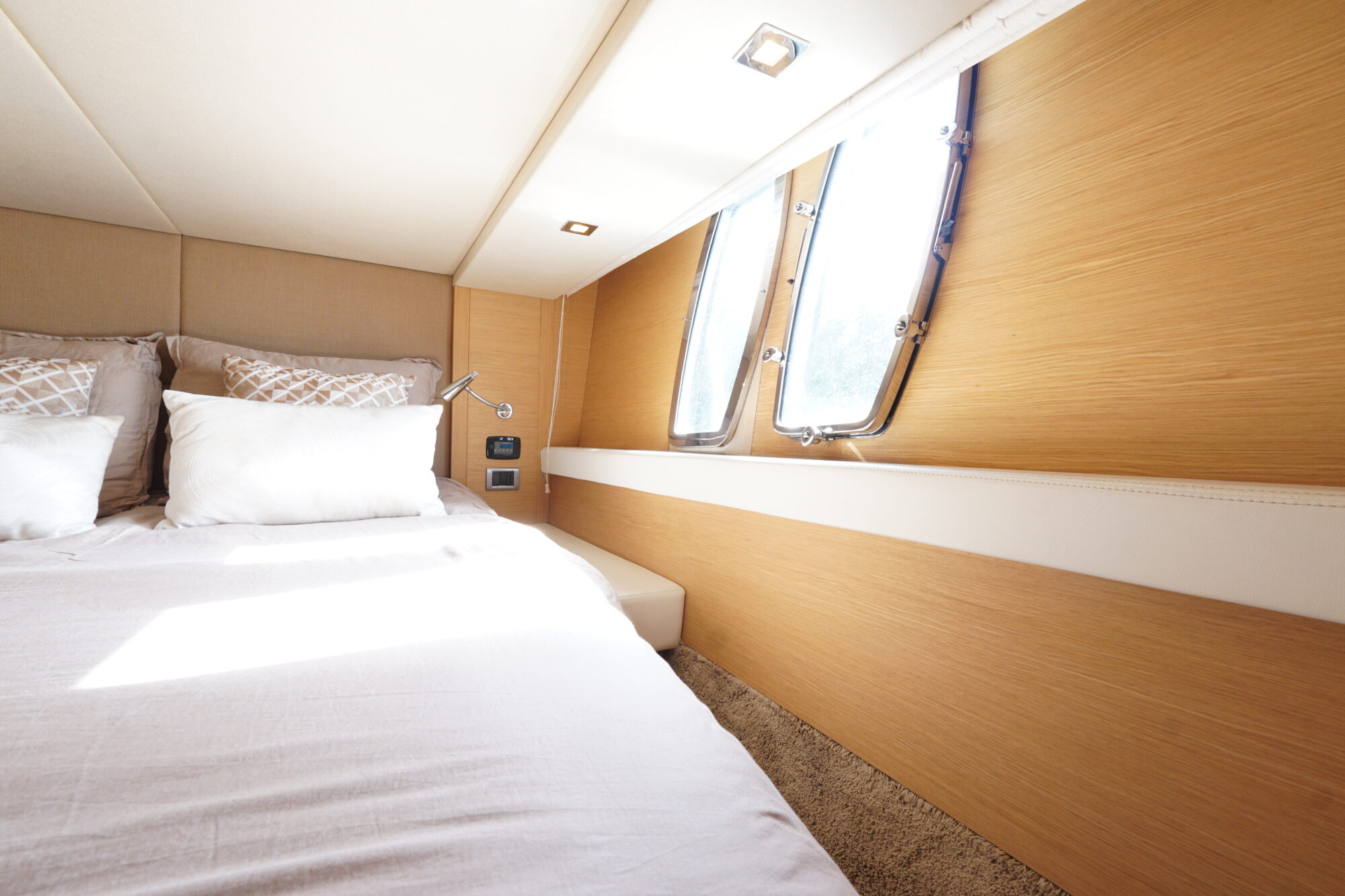 foto: 48 Sessa Sessa C52 HT