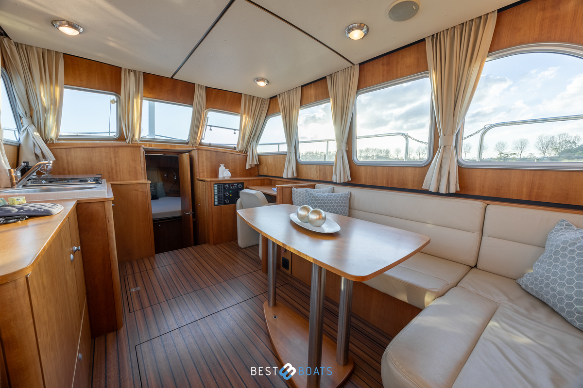 foto: 8 Linssen Grand Sturdy 33.9 AC