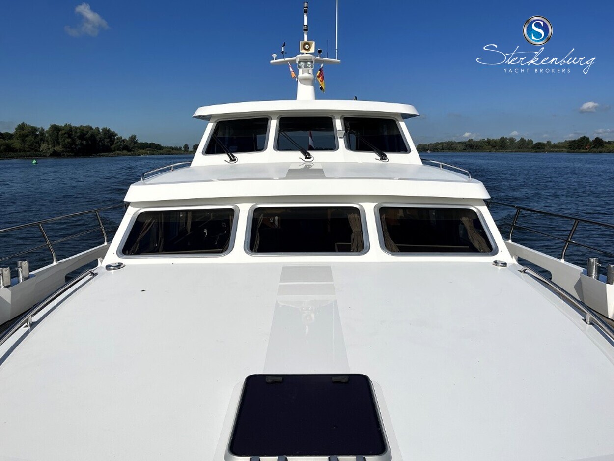 foto: 33 Valk Continental 15.60