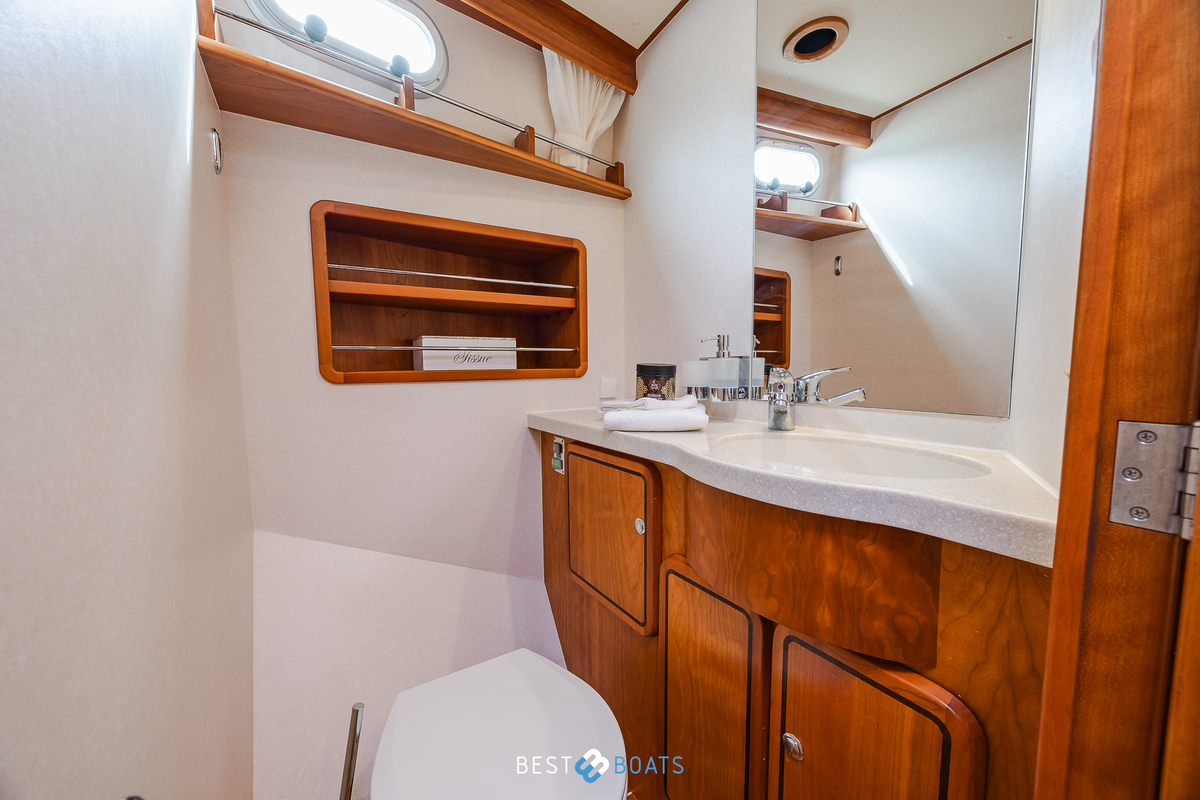 foto: 21 Linssen Grand Sturdy 430 AC MKII Diamond