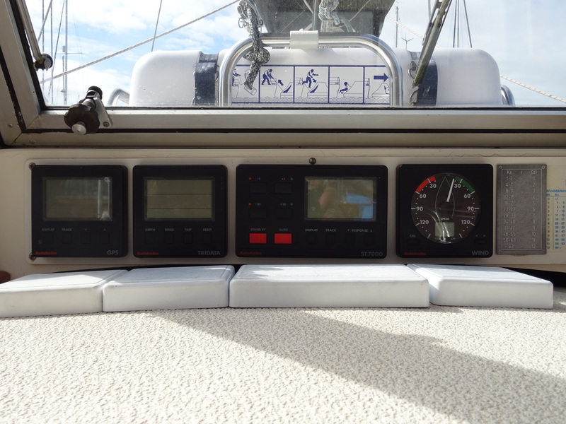 foto: 9 Hallberg Rassy 352 MKII