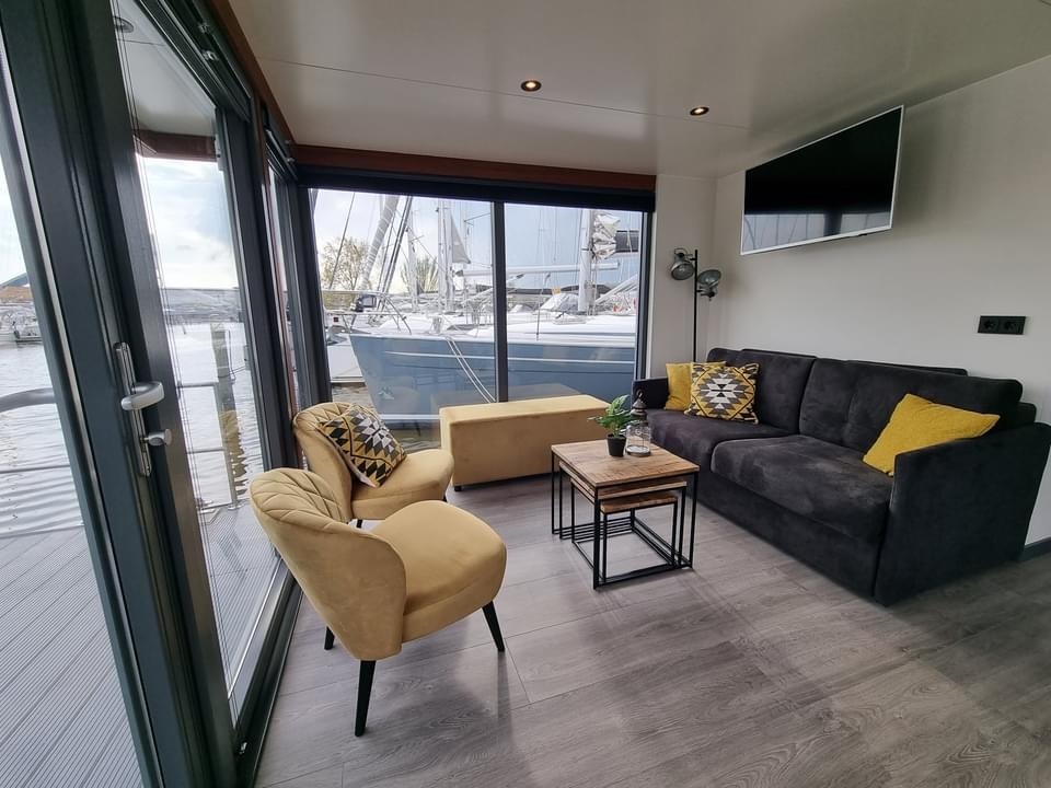 foto: 13 HT Lofts PE Special Houseboat