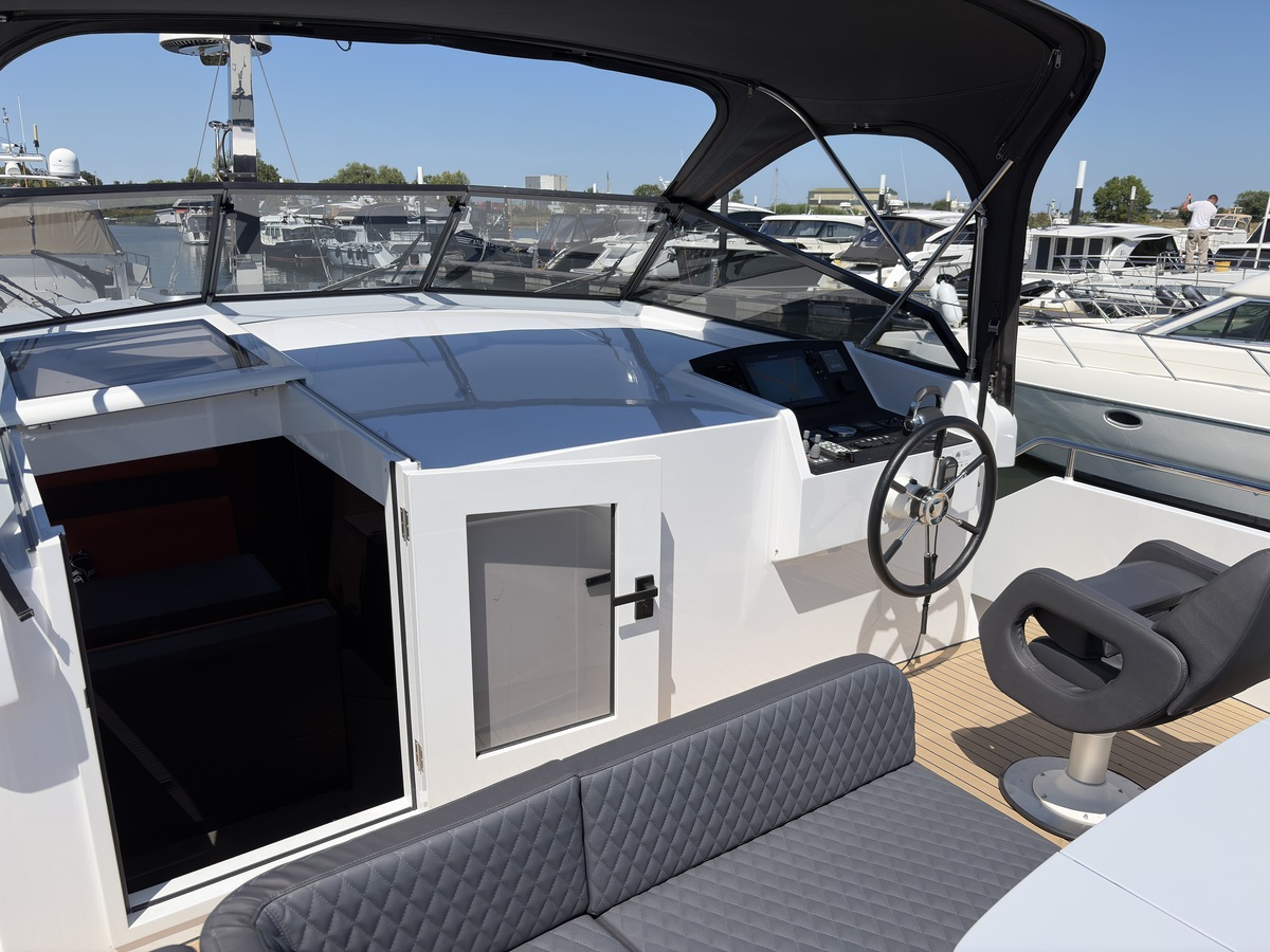 foto: 9 Boarncruiser 44 Elegance AC