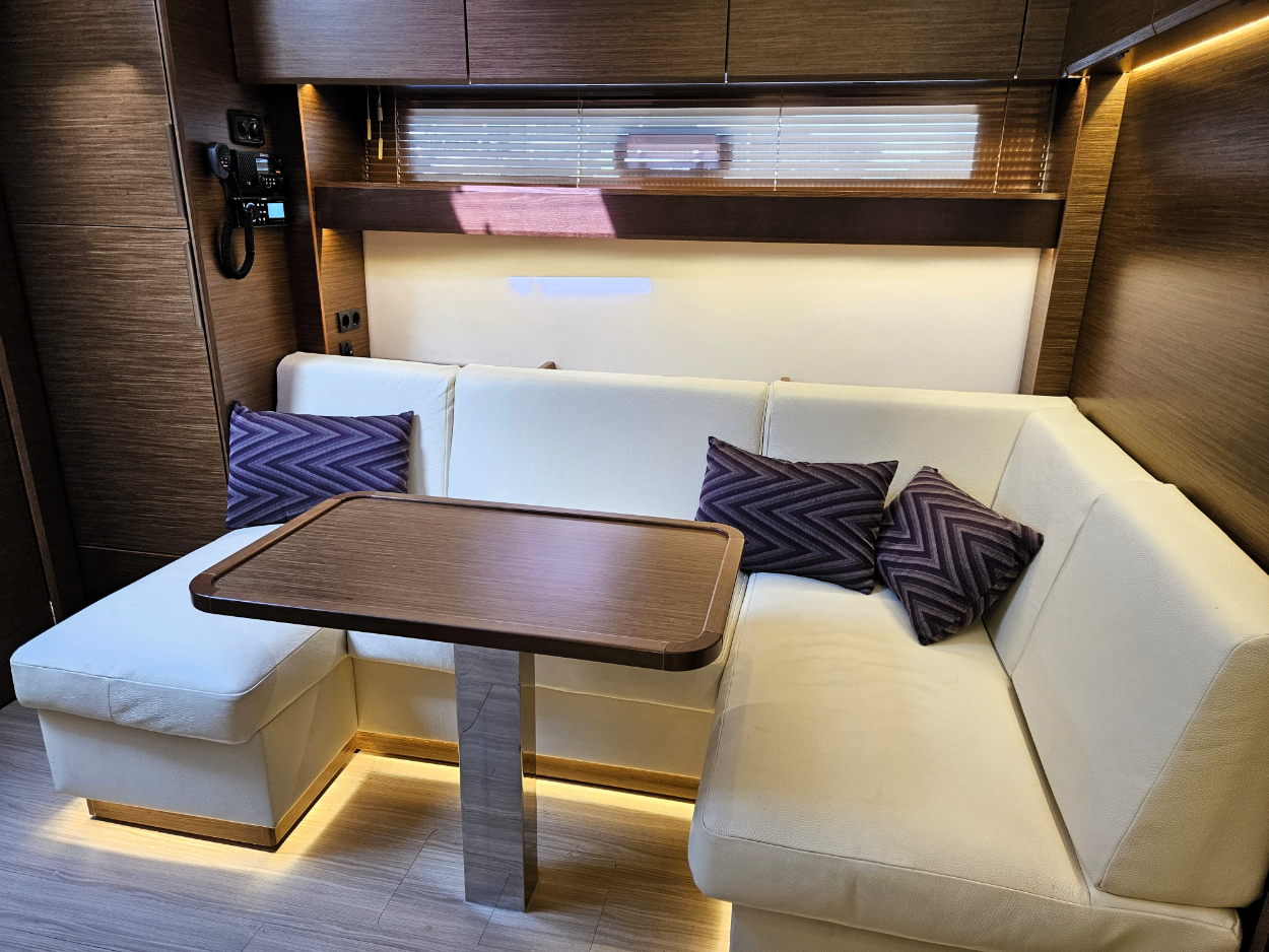 foto: 33 Bavaria S 40 HT