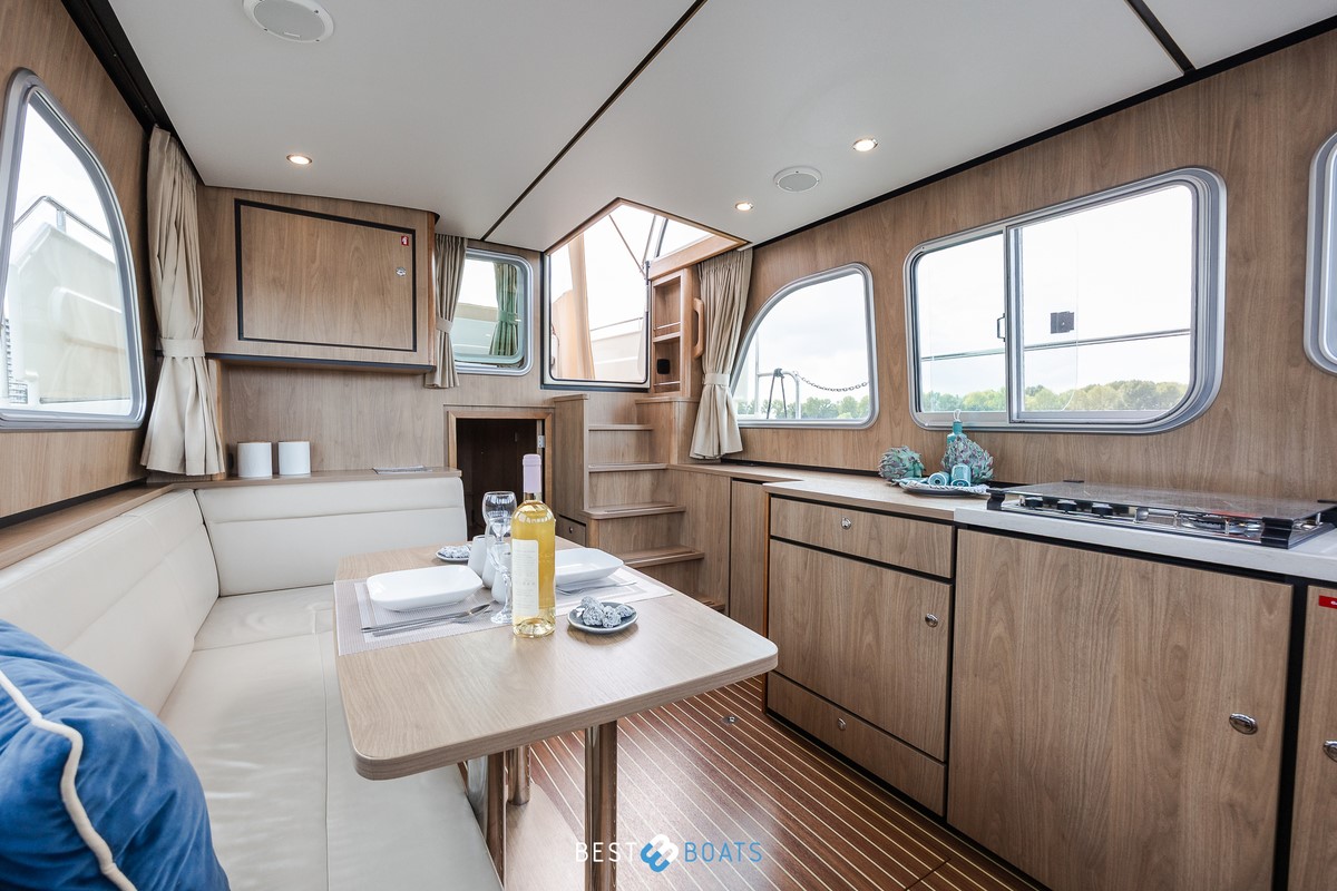 foto: 11 Linssen Grand Sturdy 35.0 AC