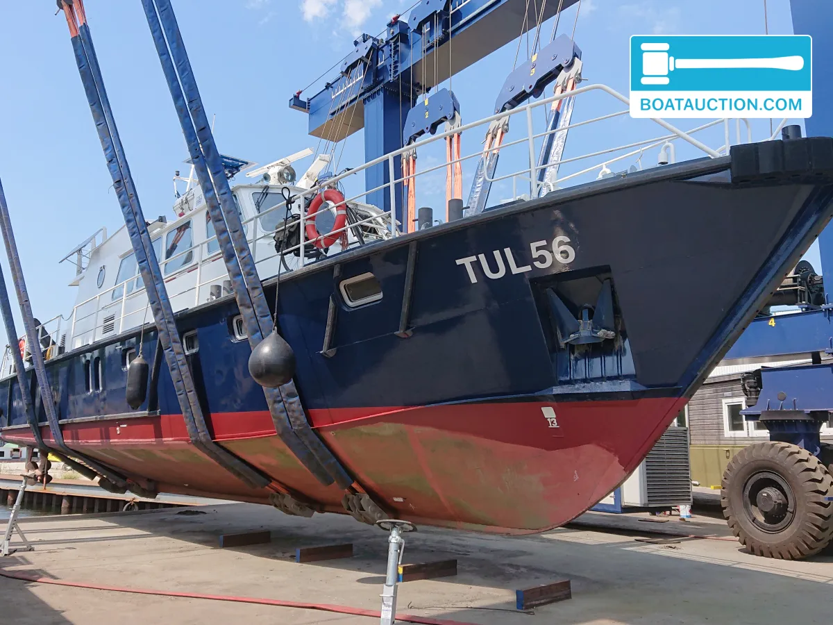 foto: 29 Bateau de patrouille 2300