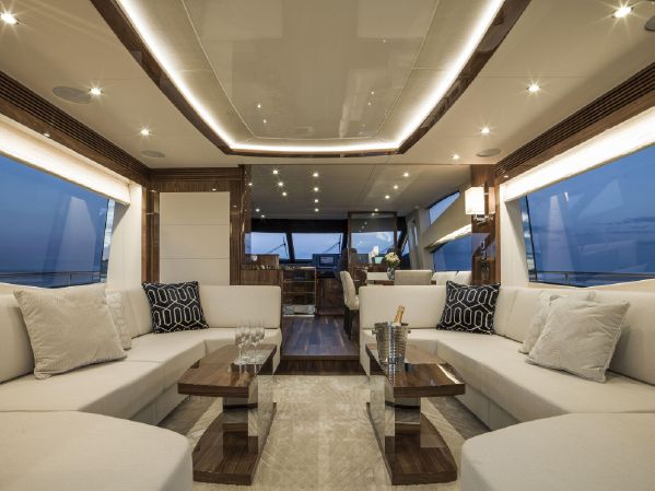 foto: 17 Sunseeker 75 Yacht