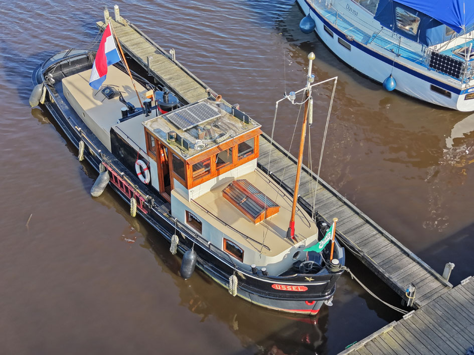 foto: 22 Motorsleepboot 13.90, IJssel