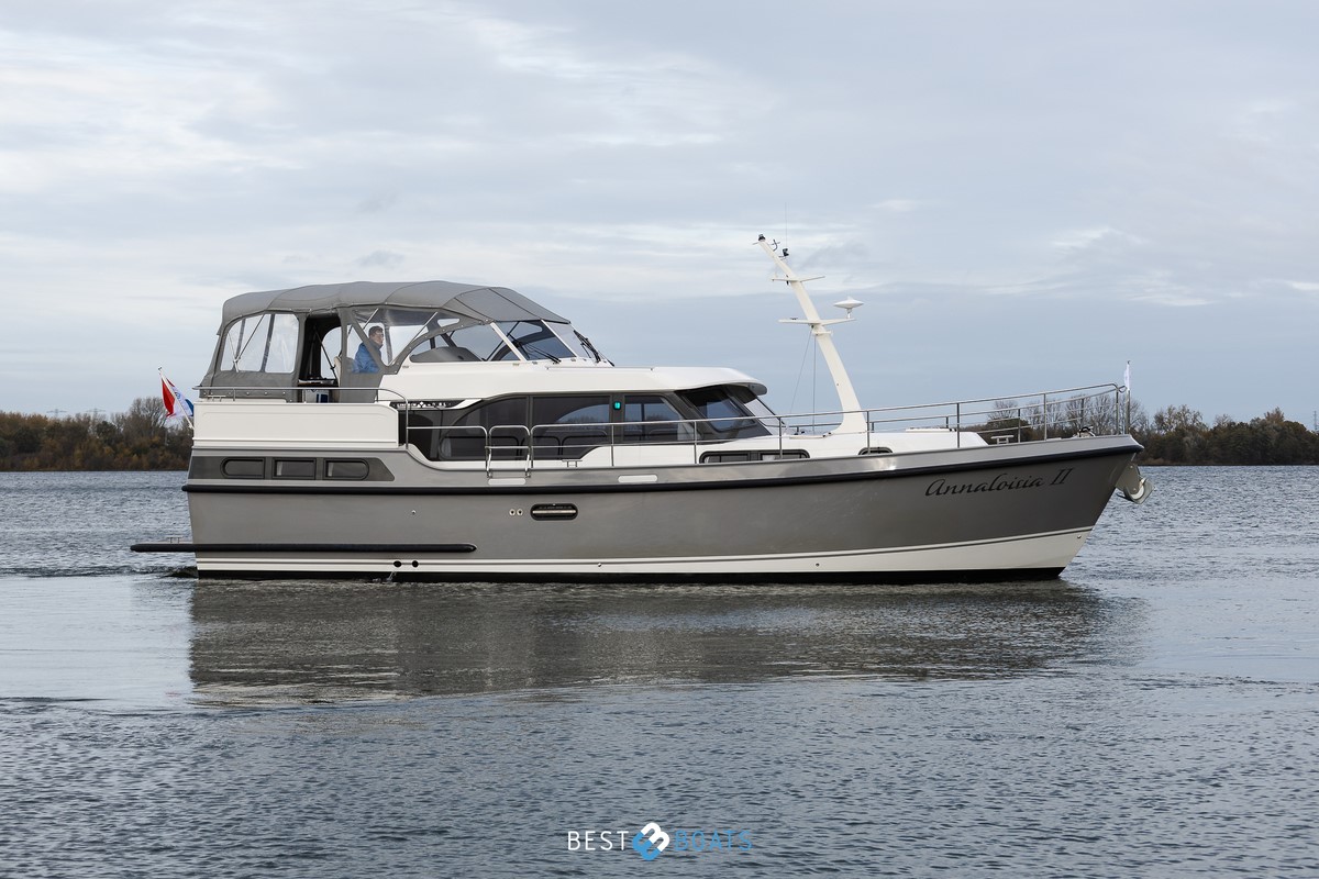 hoofdfoto: 1 Linssen 40 SL AC