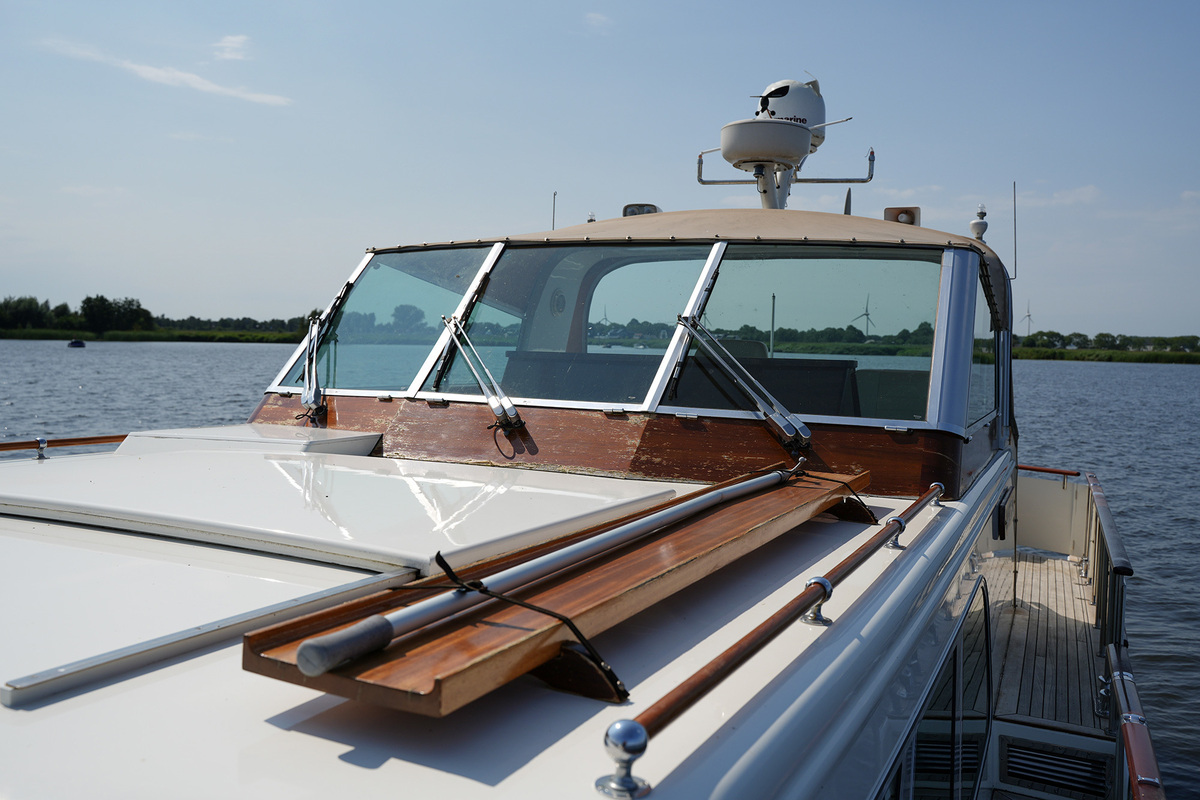 foto: 30 Super Van Craft 14.80 Cabrio