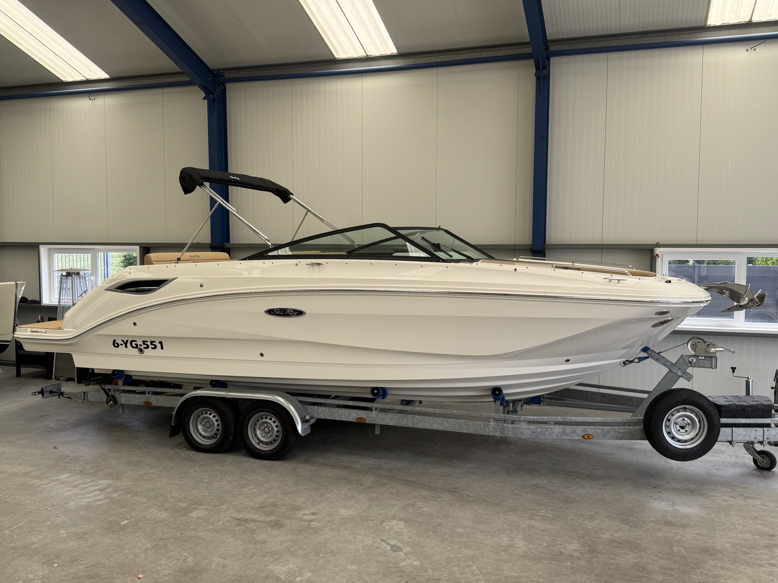 foto: 6 Sea Ray SDX 250