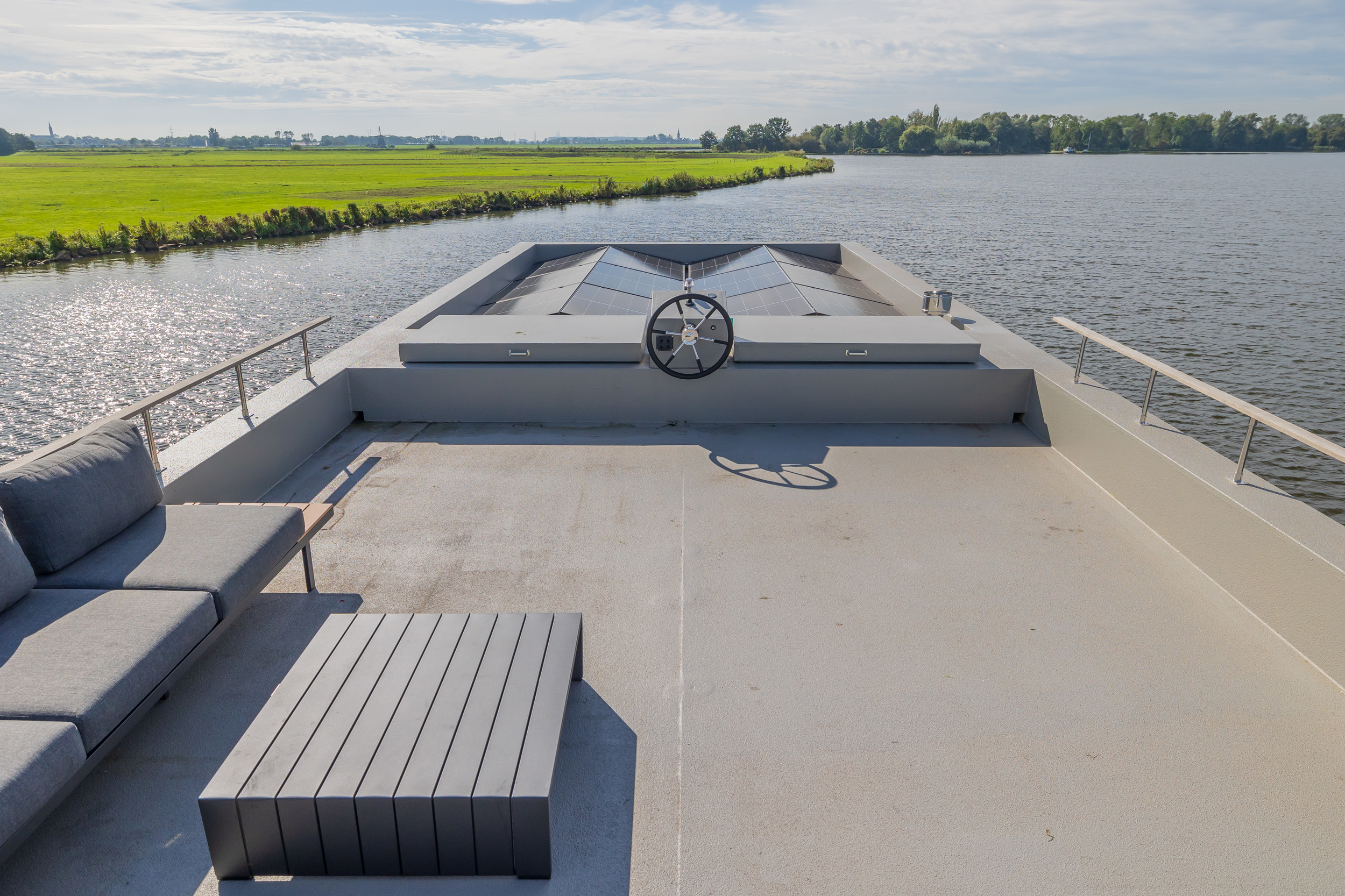 foto: 22 Surla (met Tender) Houseboat 15 Volledig Elektrisch With Charter