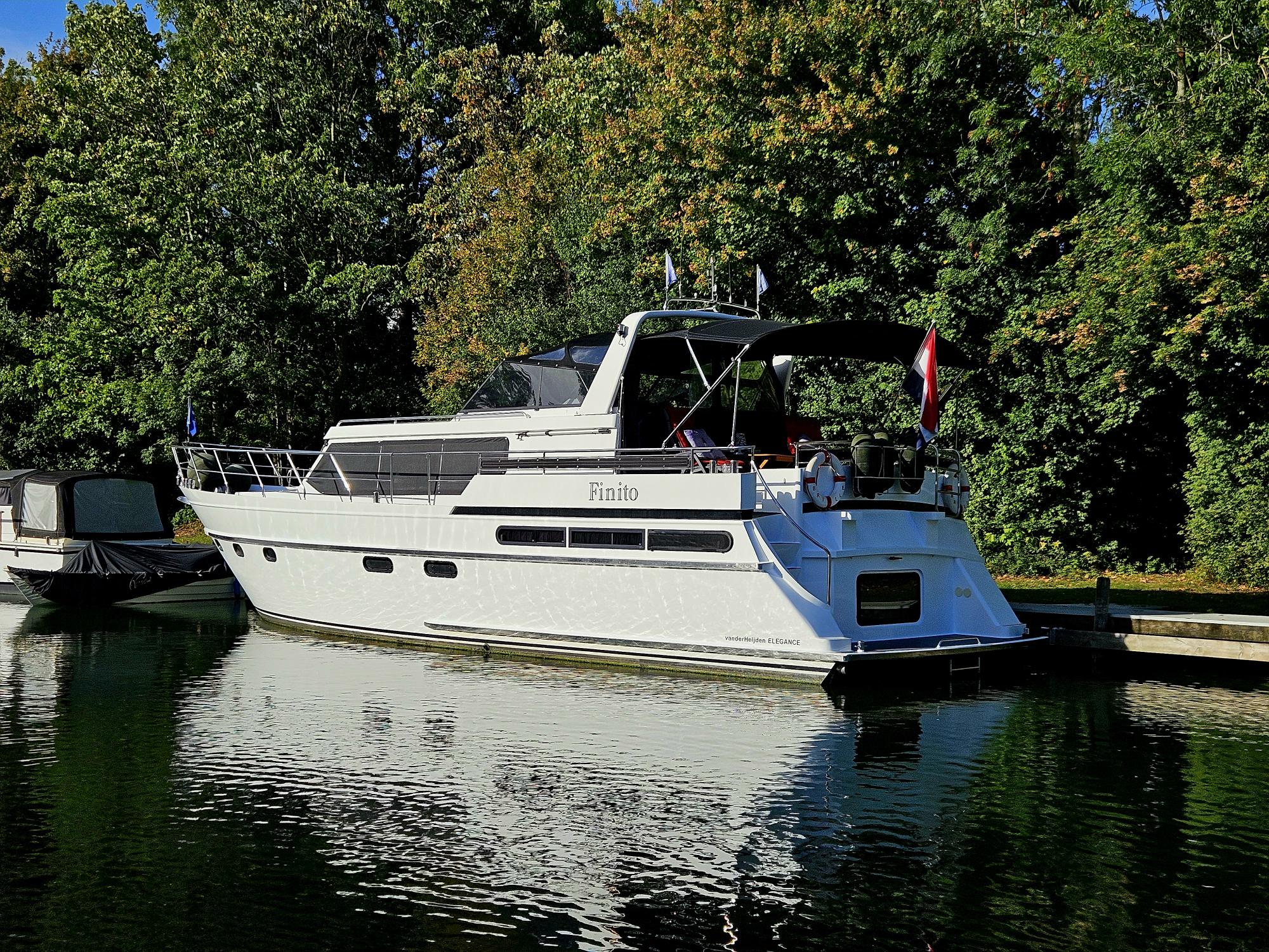 foto: 25 Van der Heijden 13.50 Elegance