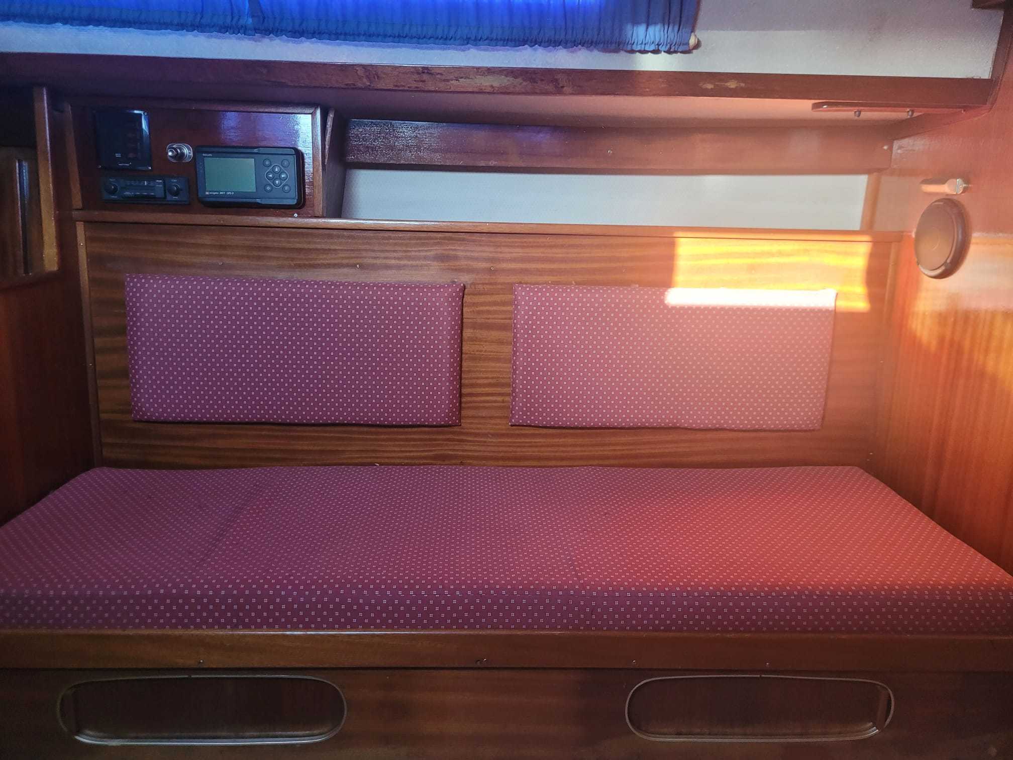 foto: 14 Albin 27 (ex-zeilboot)