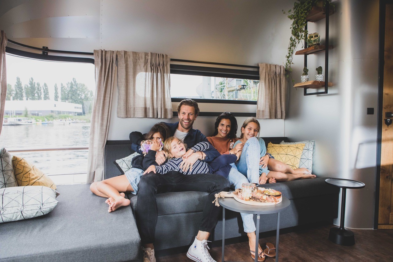 foto: 12 The Coon 1000 Houseboat