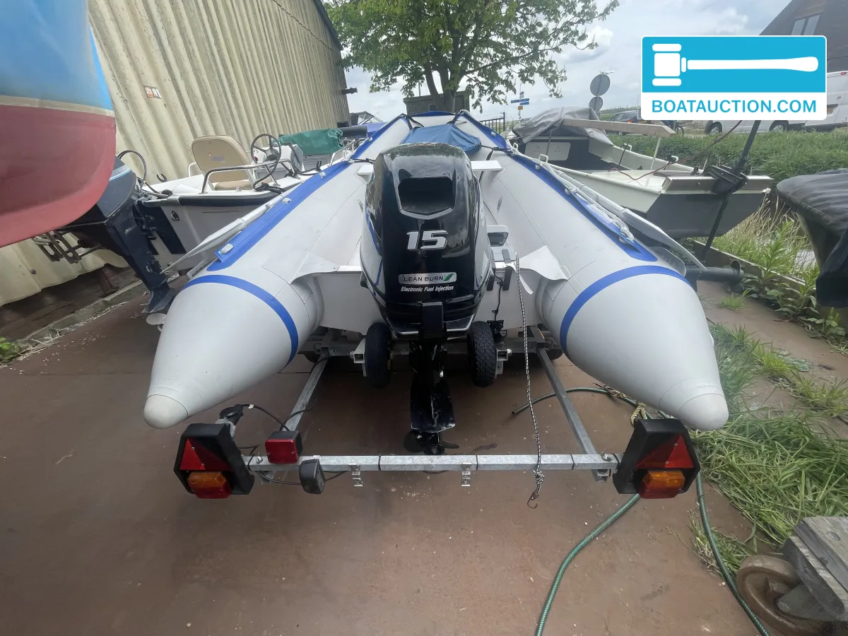 foto: 8 Lodestar 330