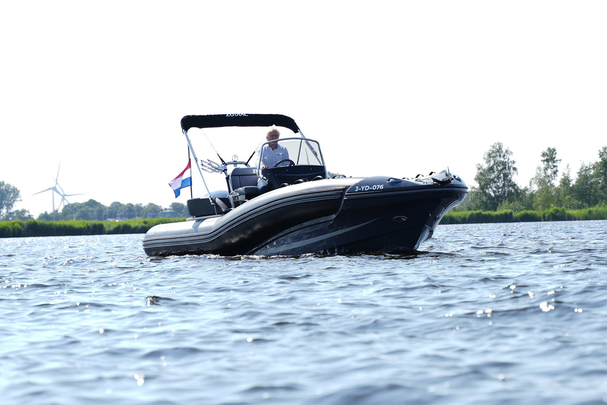 foto: 19 Zodiac N-ZO 680 