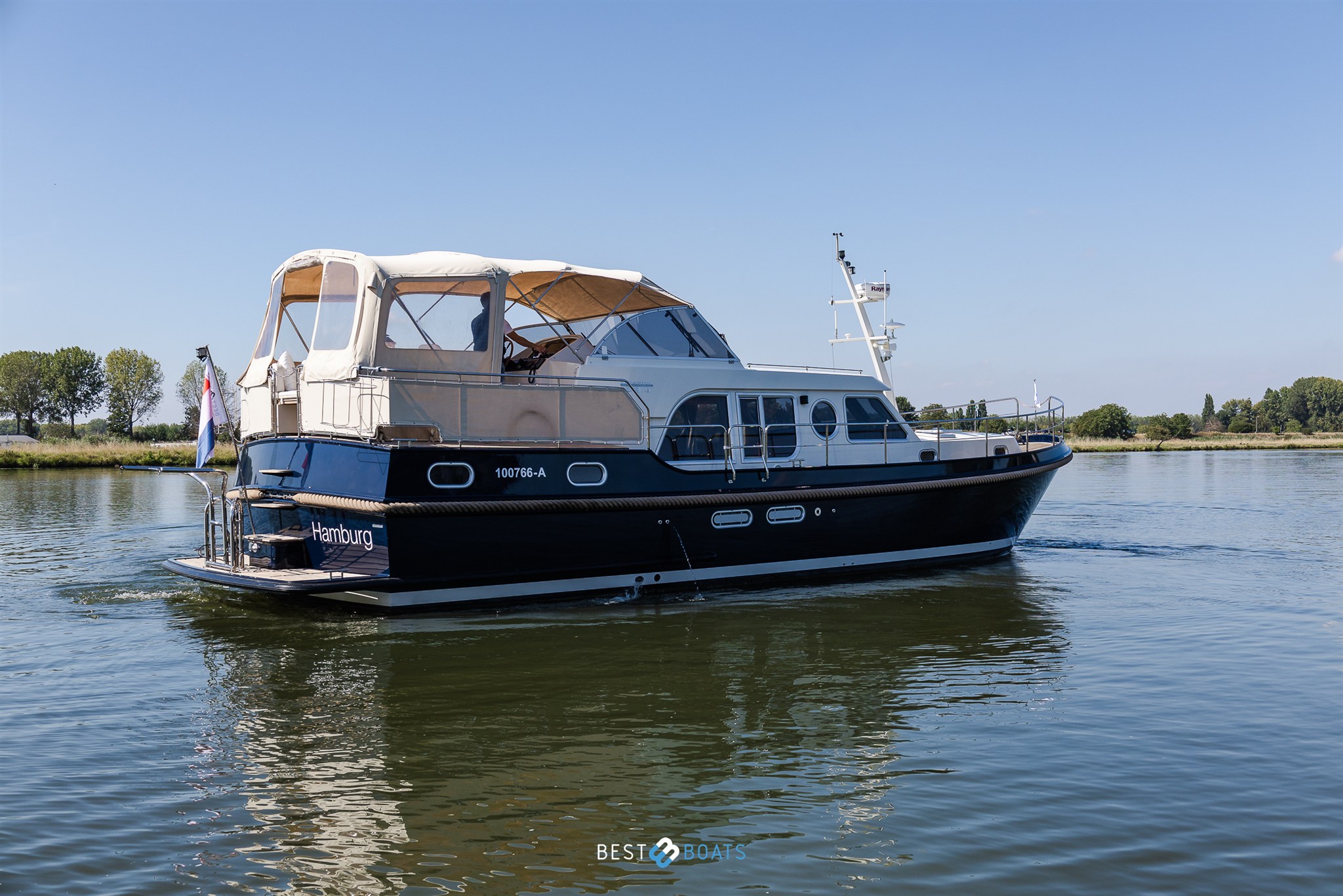 foto: 15 Linssen Grand Sturdy 43.9 AC
