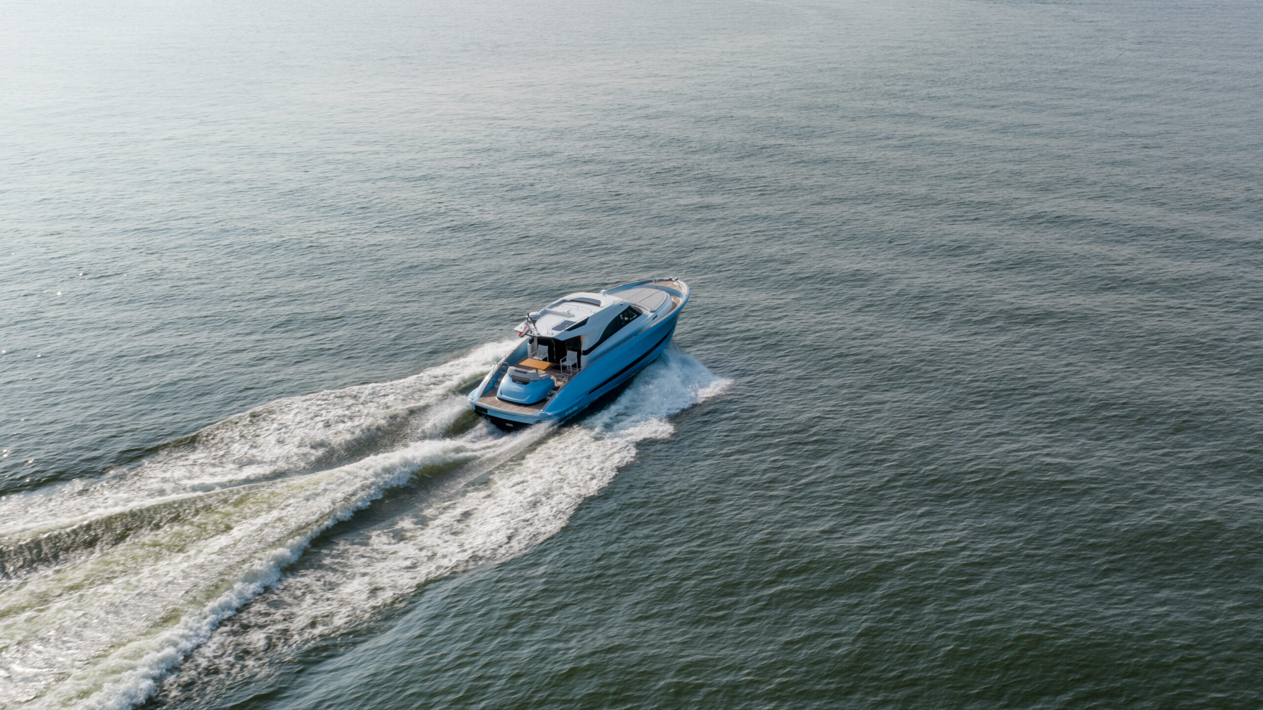 foto: 16 Solaris Power 48 Coupé