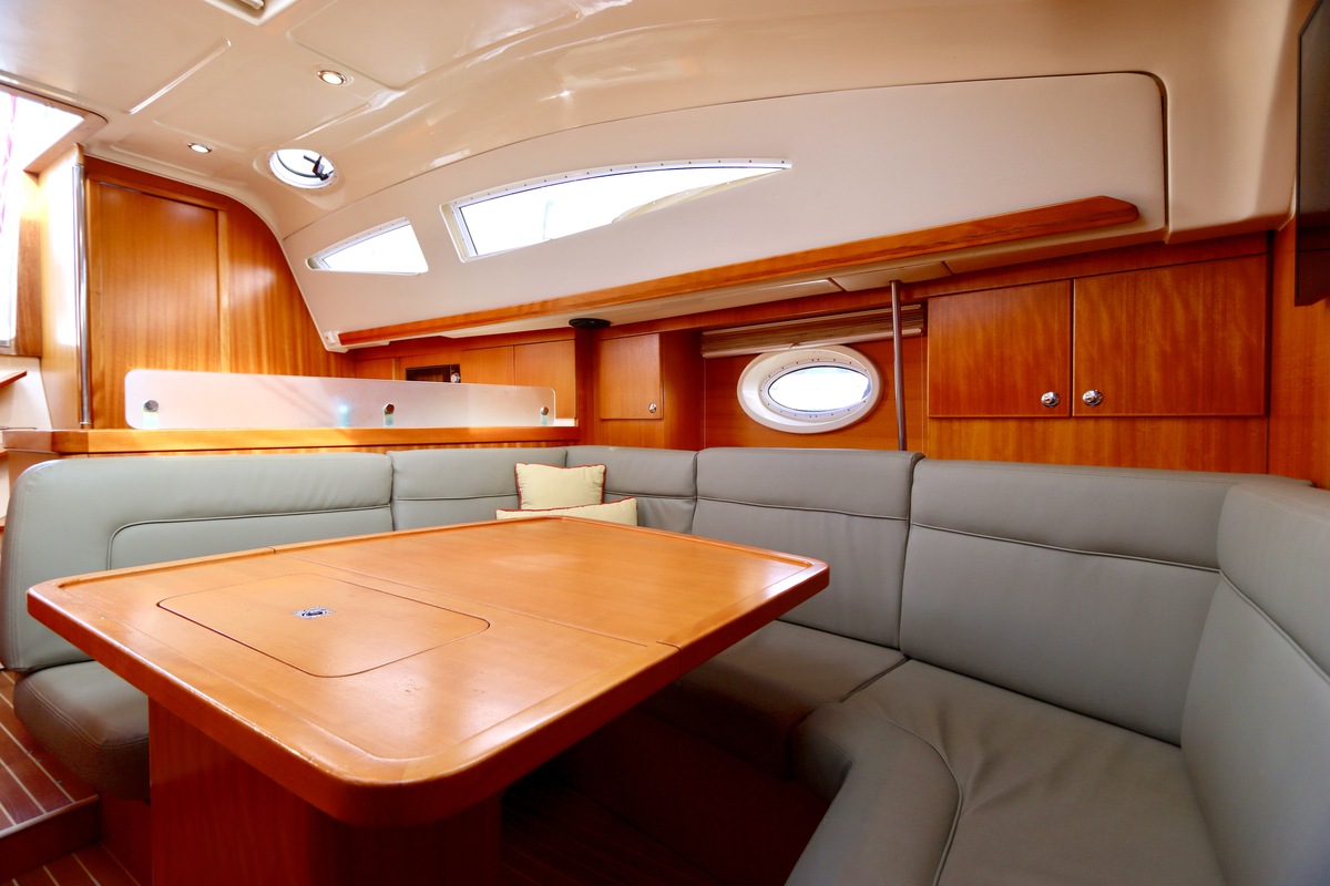 foto: 15 Elan 384 impression