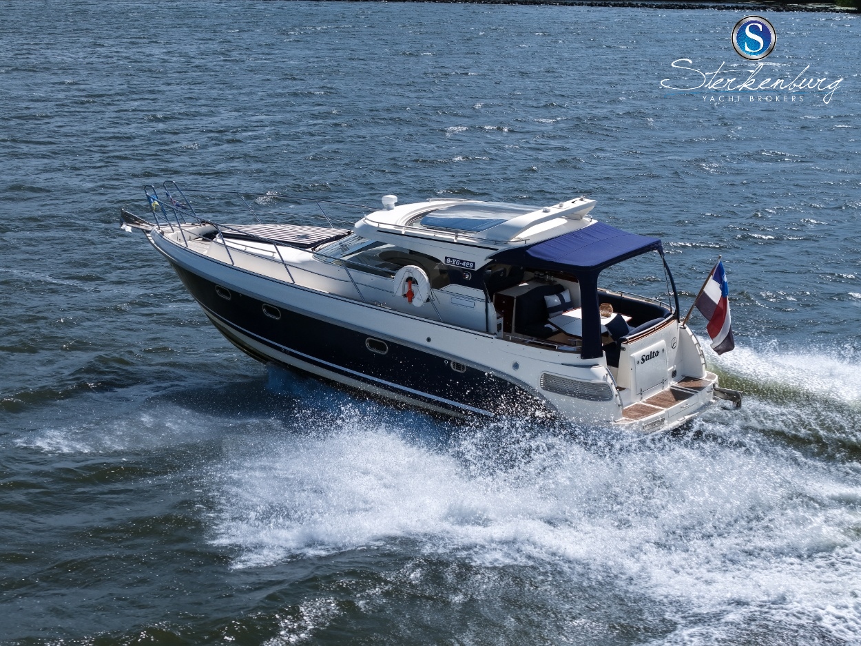foto: 22 Aquador 33 HT