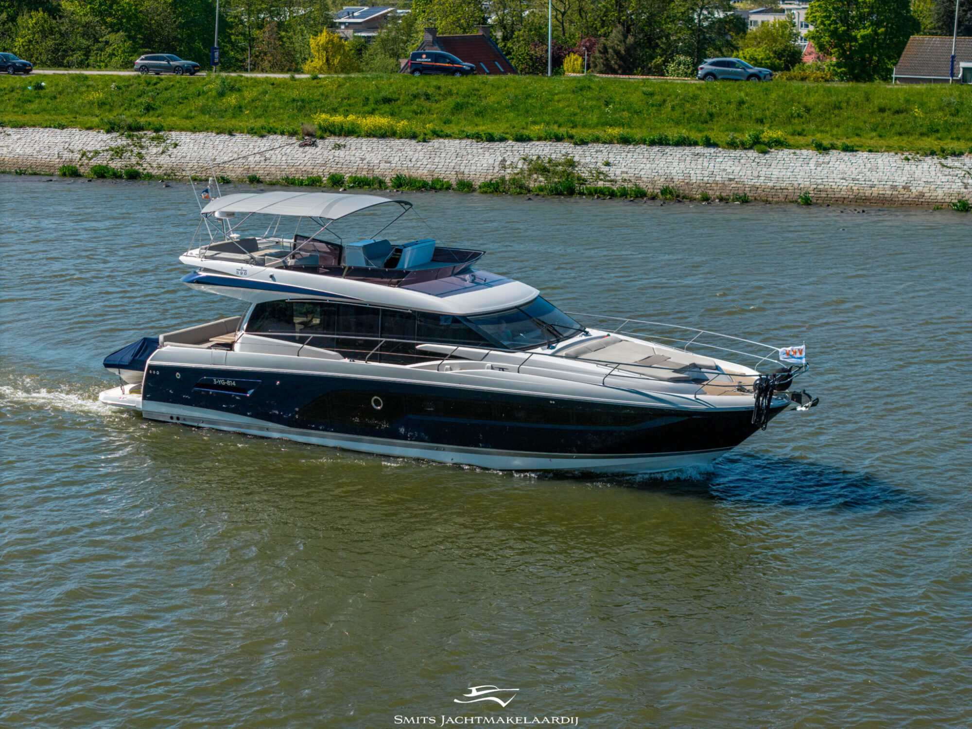 foto: 98 Prestige Prestige 590 Flybridge