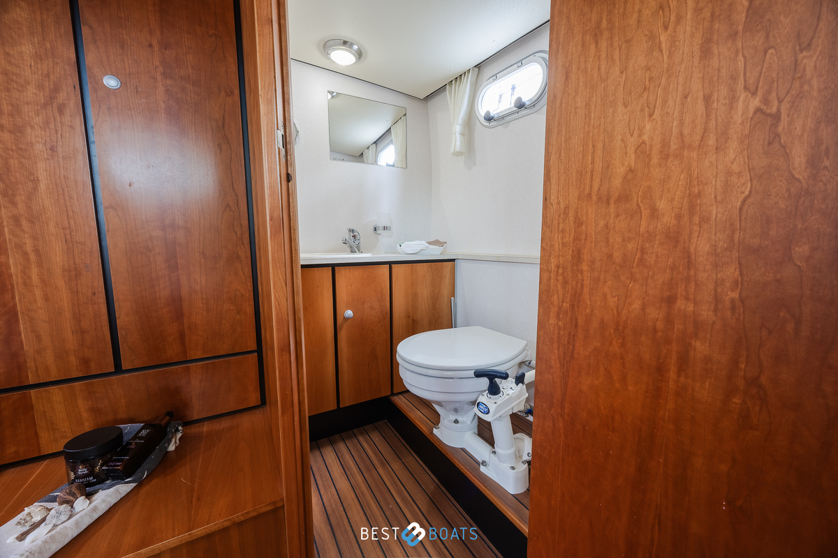 foto: 23 Linssen Grand Sturdy 34.9 AC