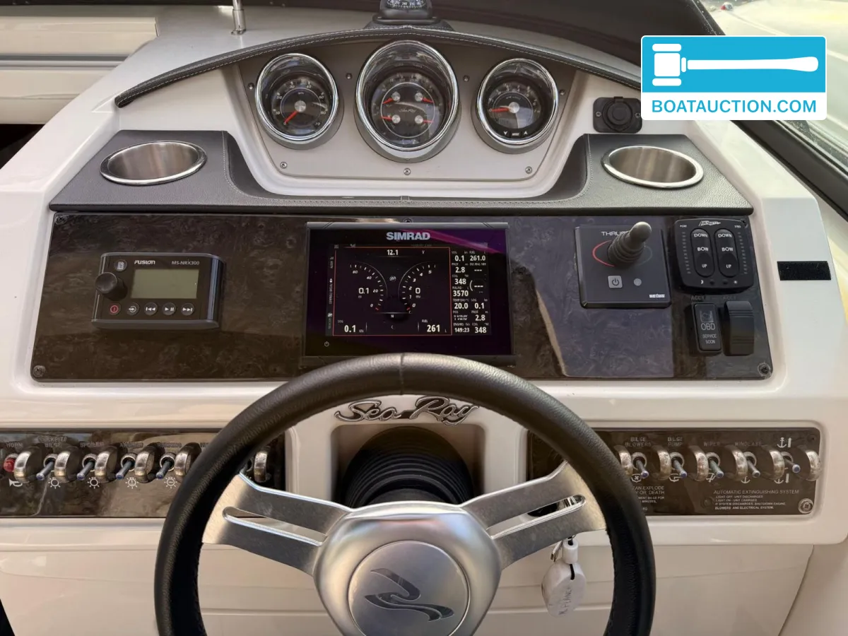 foto: 7 Sea Ray 265 Sundancer