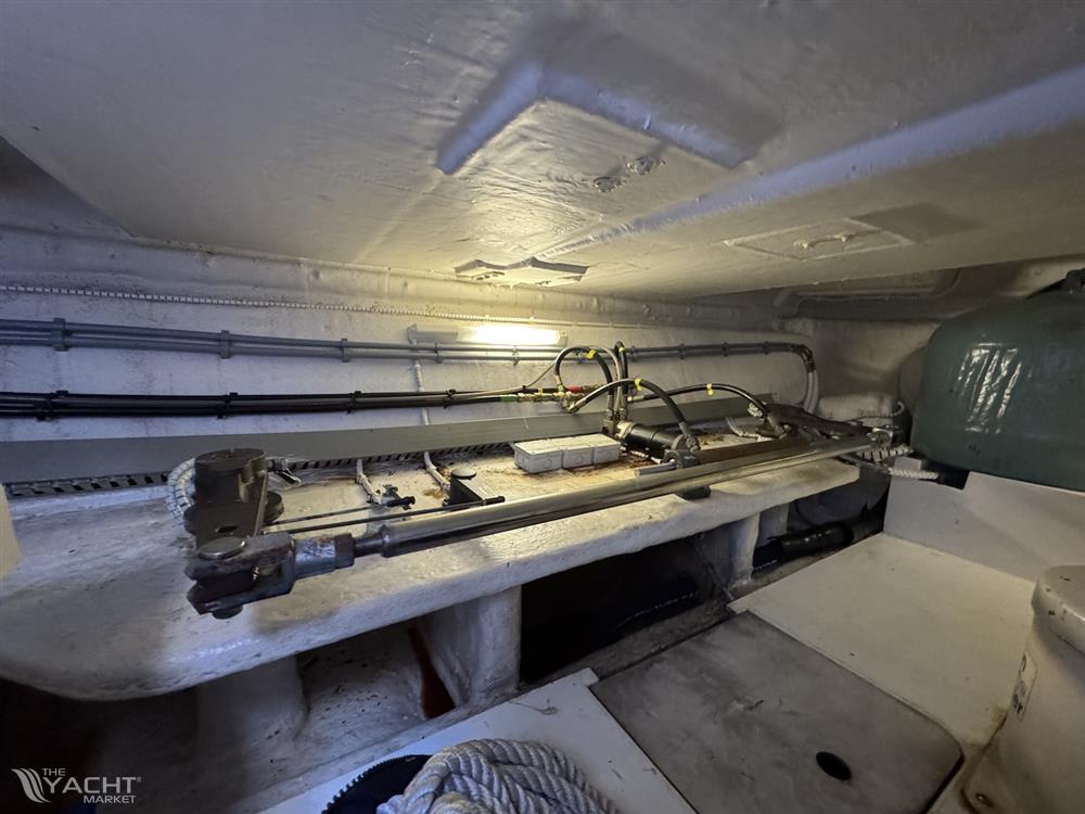 foto: 16 Fairline 47 targa