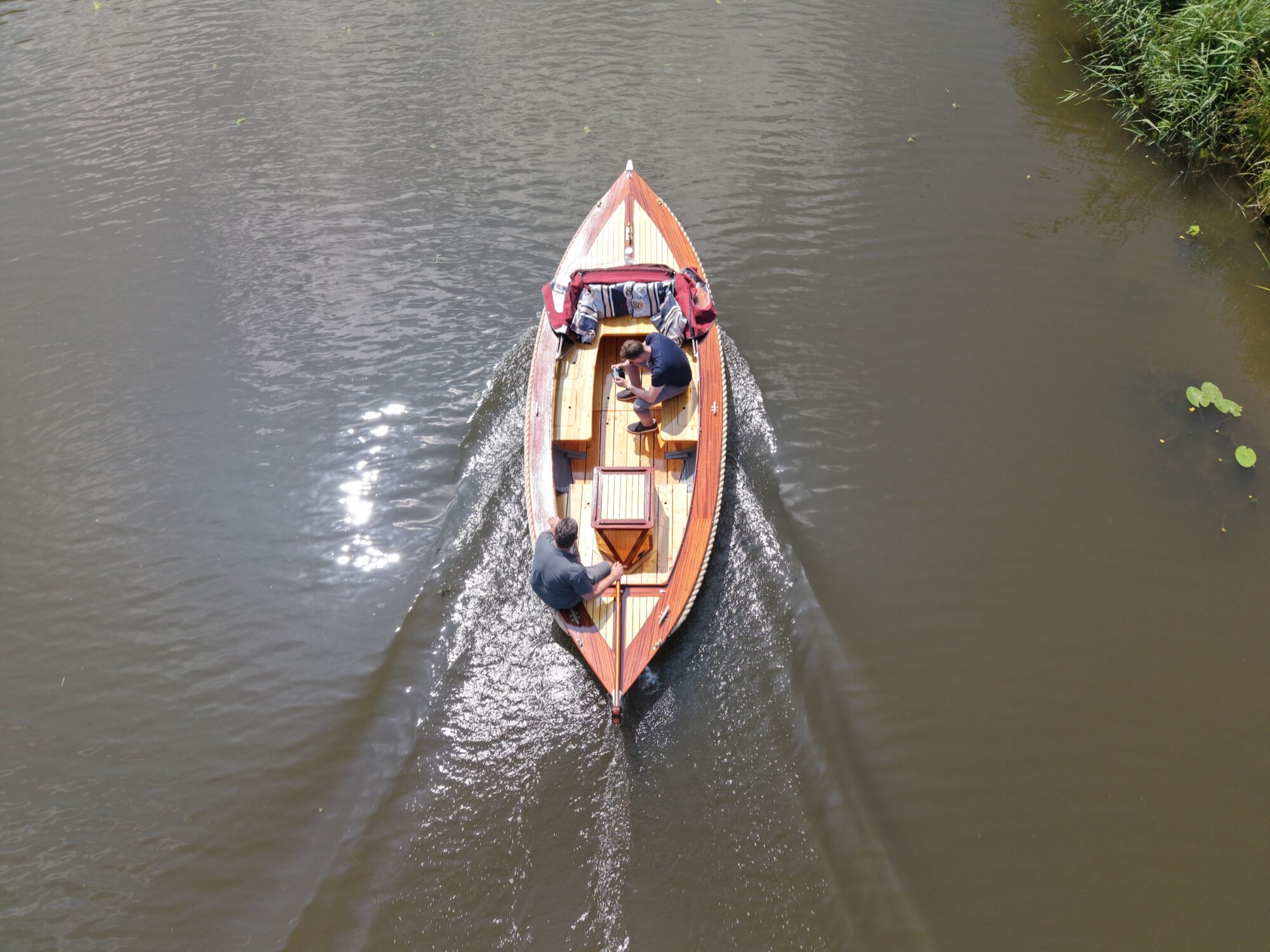 foto: 9 Kapitein Klassieke Mahoniehouten Sloep 6.20