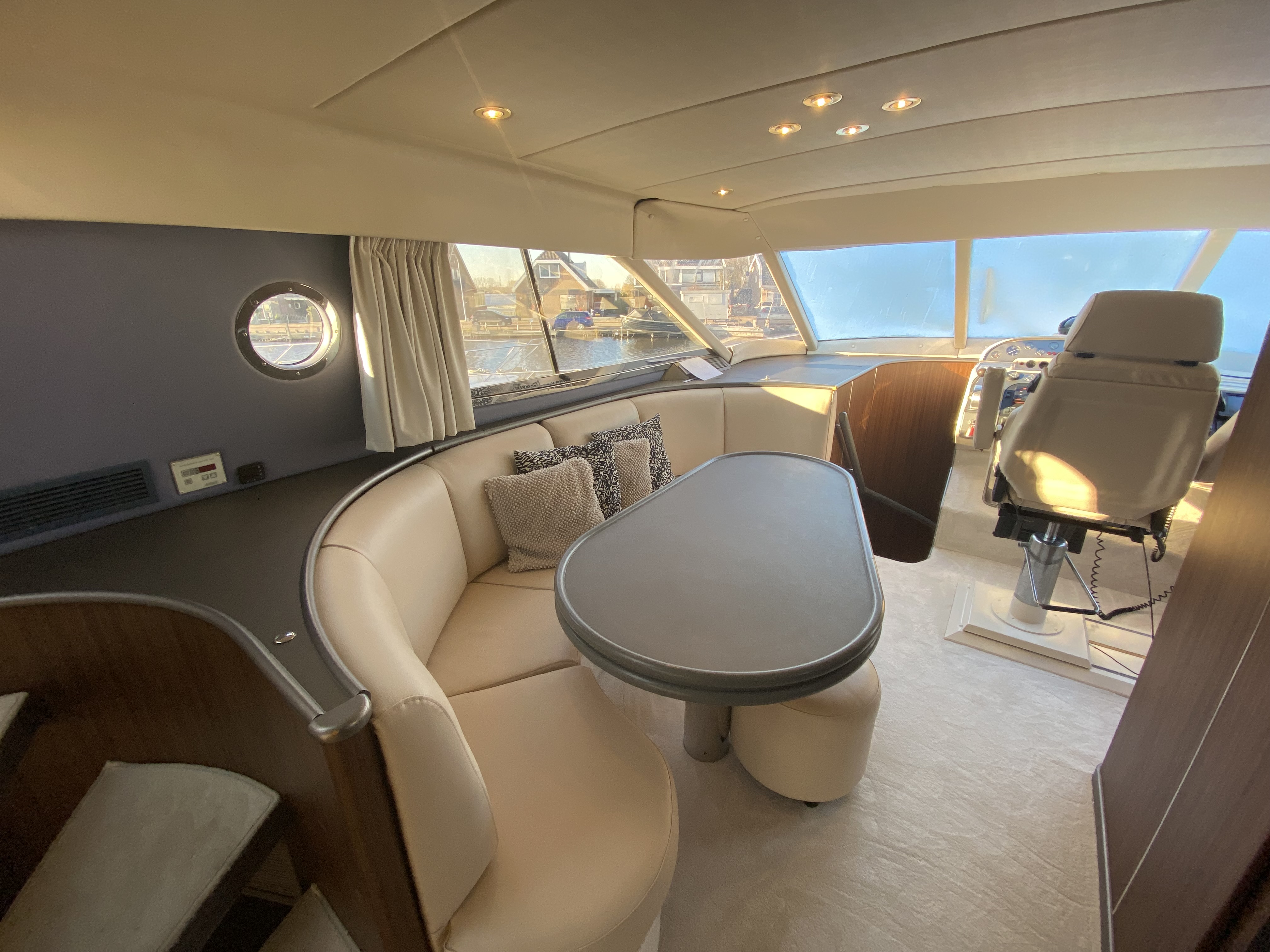 foto: 23 Fairline Squadron 62