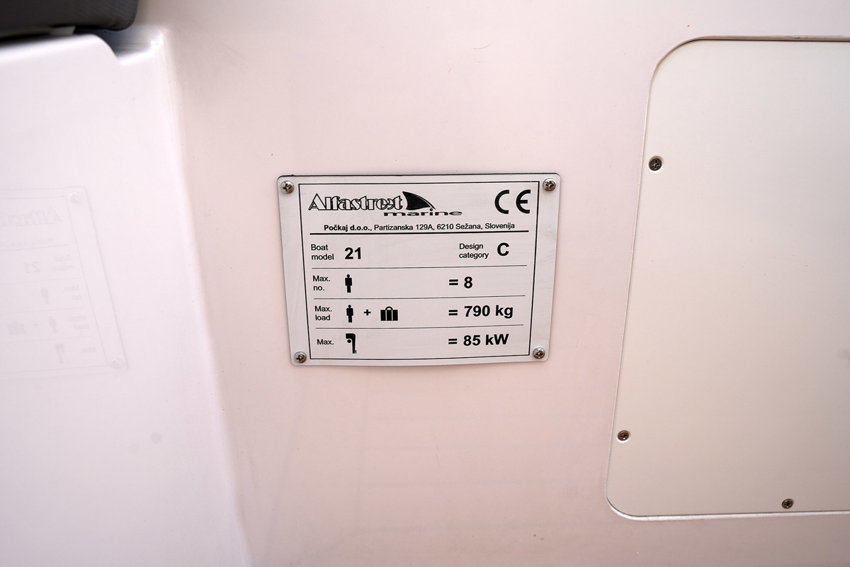 foto: 20 Alfastreet Marine 21 Open Electric