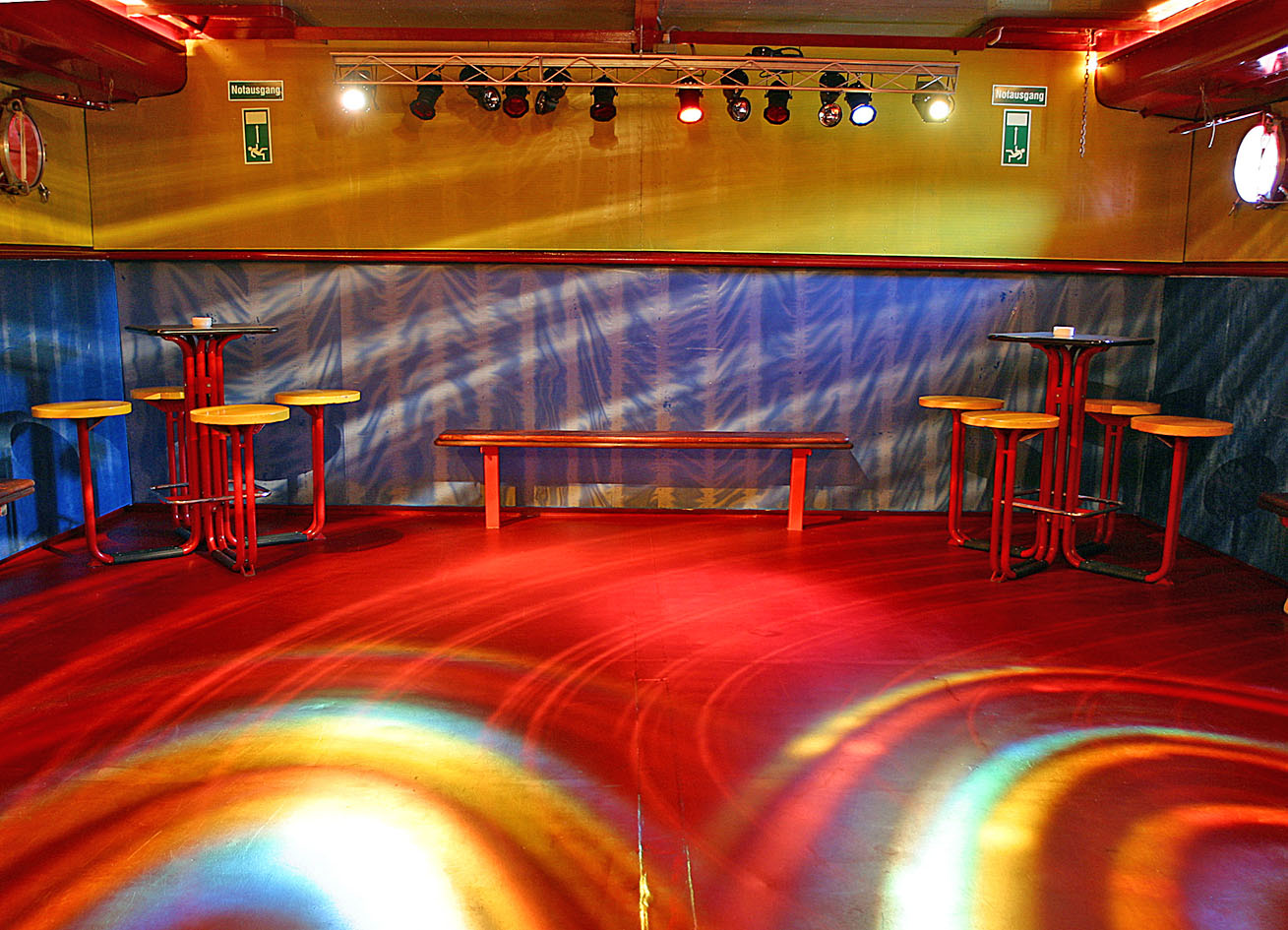 foto: 38 Dagpassagiersschip 200 pers