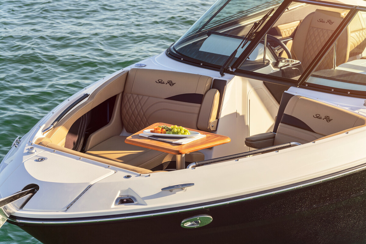 foto: 13 Sea Ray SLX 260