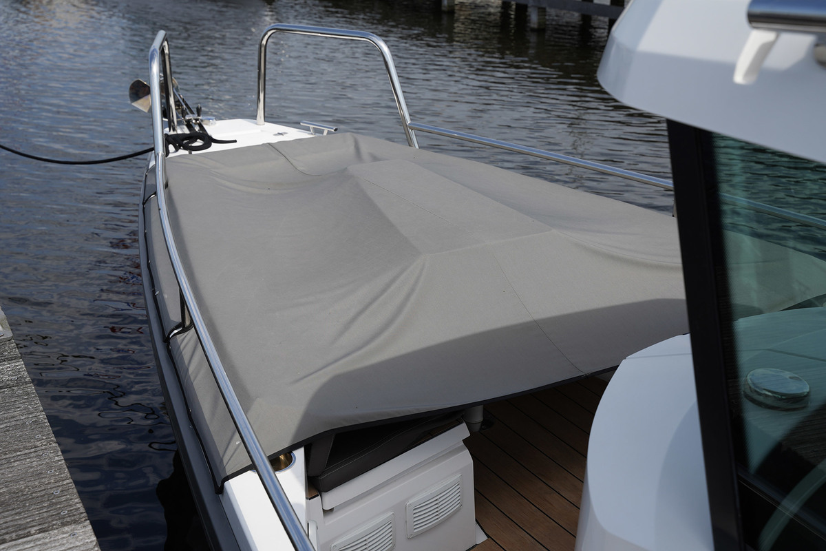 foto: 18 Axopar 28 Cabin