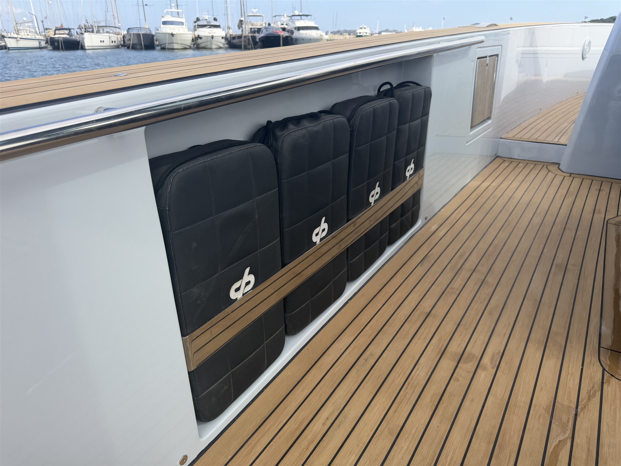 foto: 13 Pardo Yachts 43