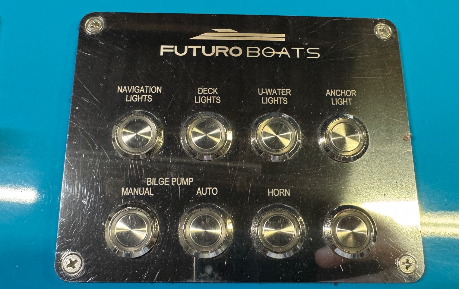 foto: 9 Futuro Boats Futuro ZX-20L Tender