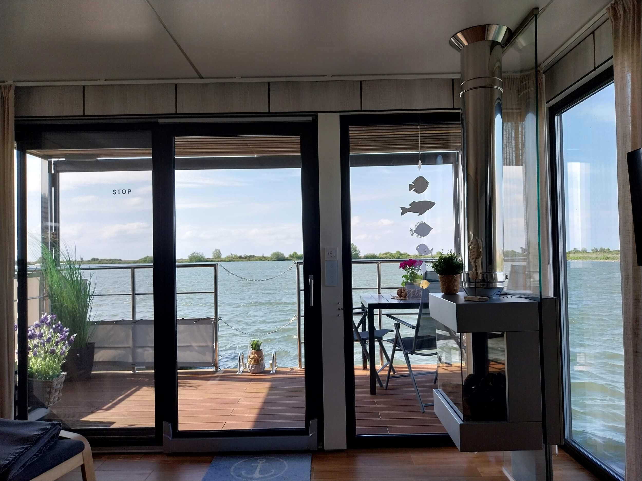foto: 13 HT4 Houseboat Lelystad Ligplaats