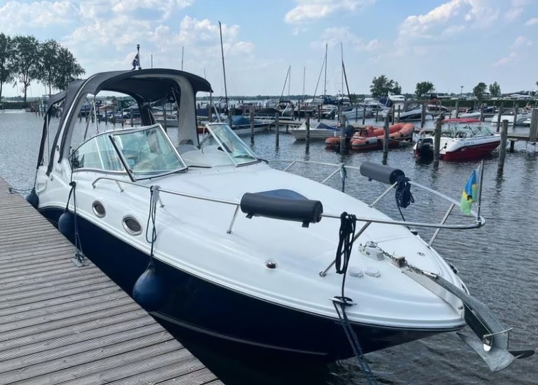 hoofdfoto: 1 SeaRay 275 Sundancer