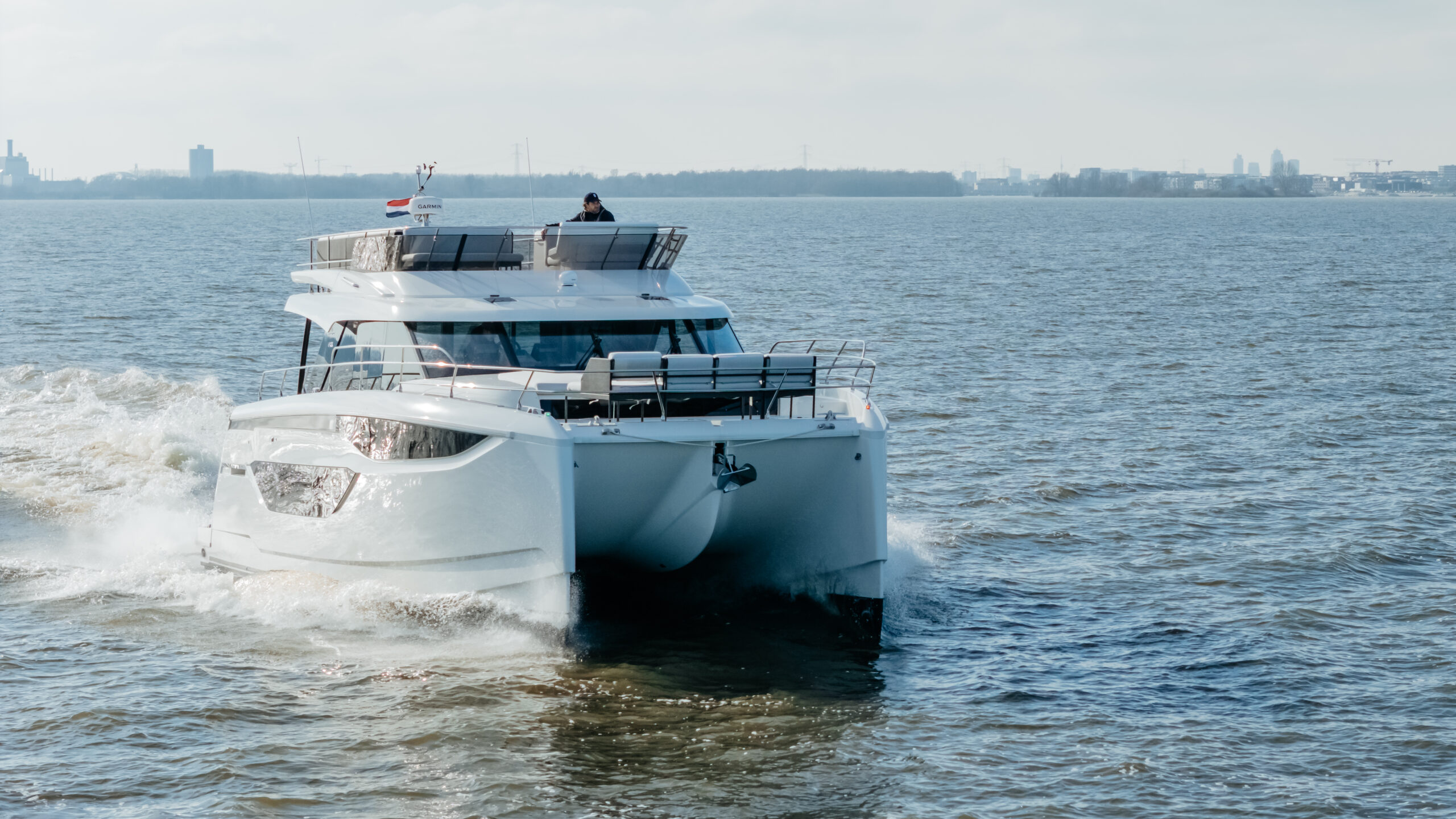 foto: 16 Prestige M48