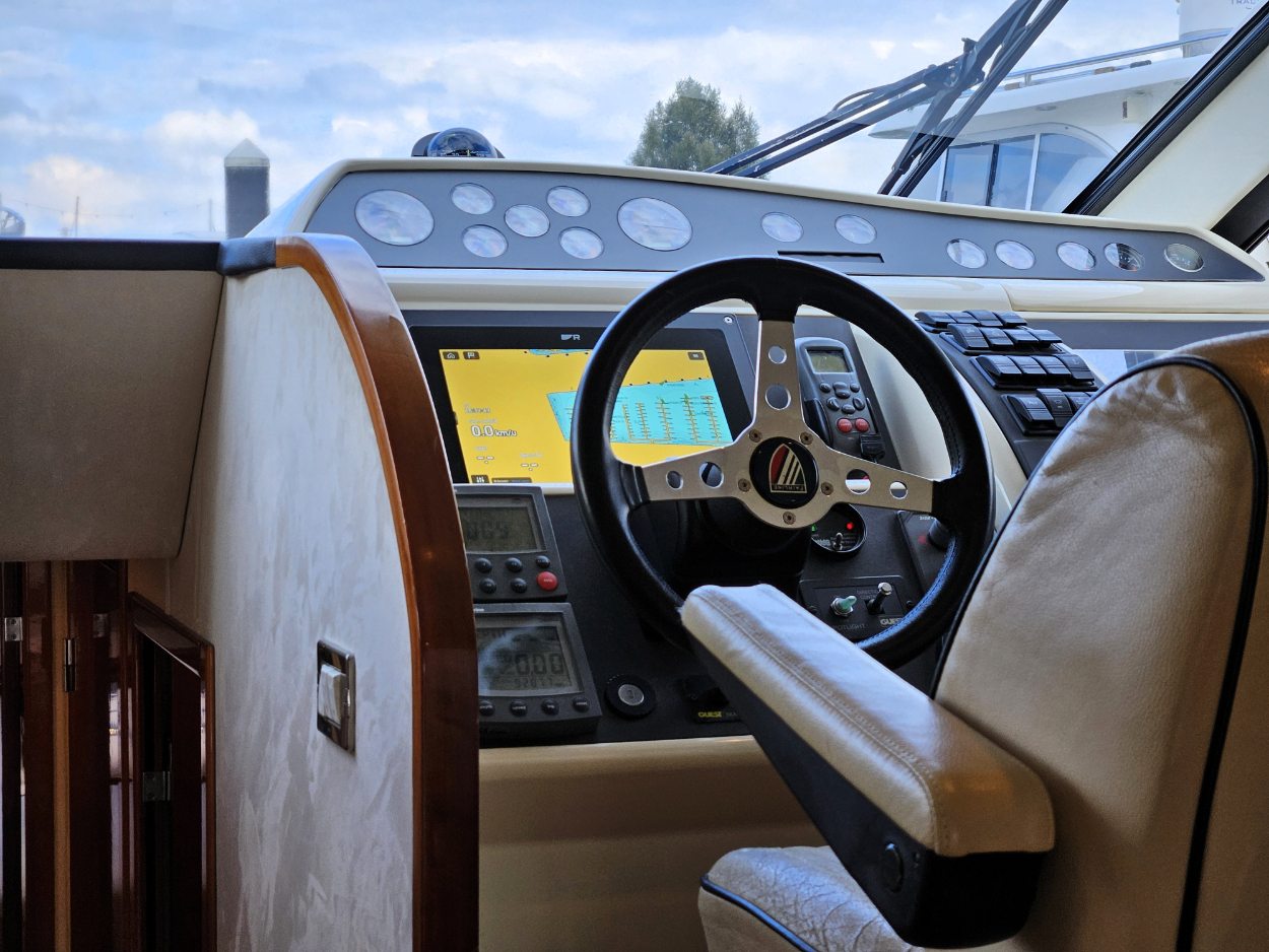 foto: 17 Fairline Phantom 50