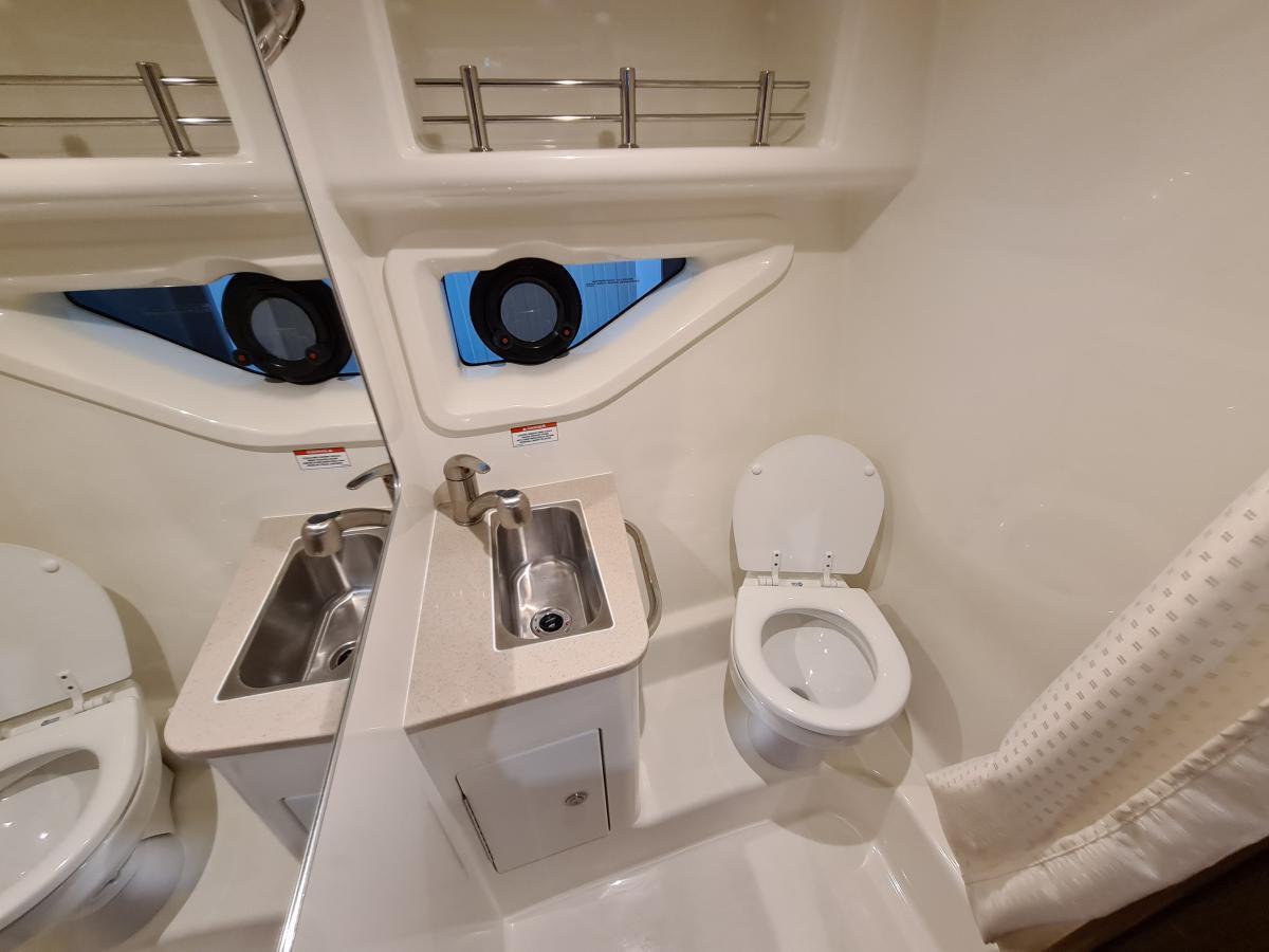 foto: 11 Sea Ray Sundancer 265