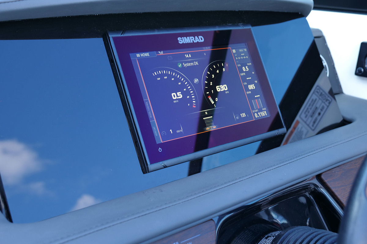 foto: 17 Sea Ray SPX 230