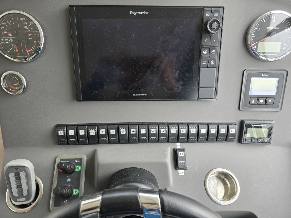 foto: 17 Marex 375