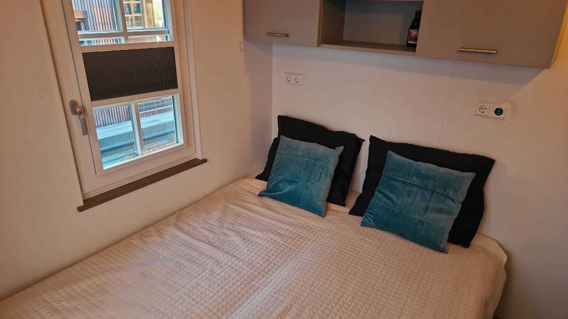 foto: 46 HOMESHIP VaarChalet In Amsterdam 1250D Luxe Houseboat