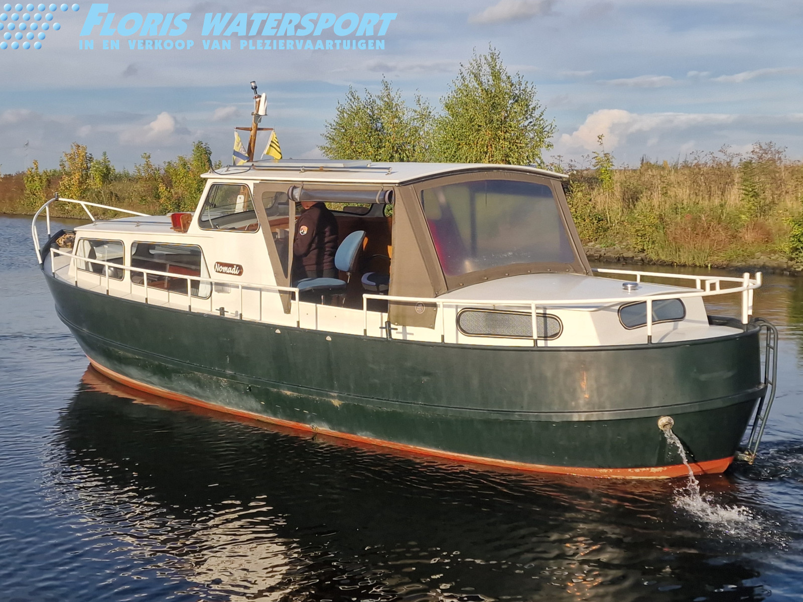 foto: 6 Pikmeerkotter  950AK 