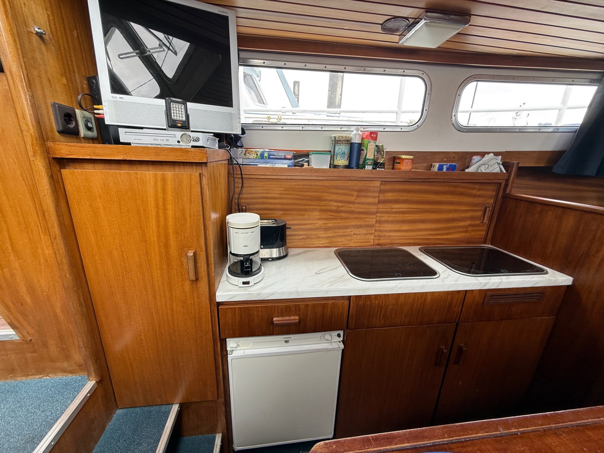 foto: 11 Hollandia Hollandia 10.00 AK Cabrio