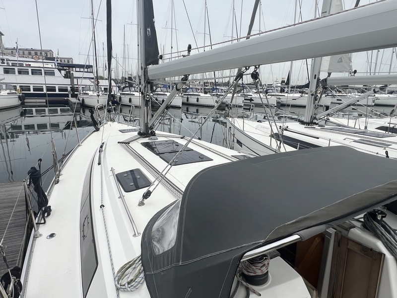 foto: 16 Bavaria Cruiser 37-3